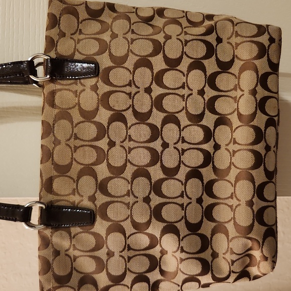 Coach Tan & Brown Shoulder Bag - Picture 2 of 13